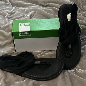 Black sandal